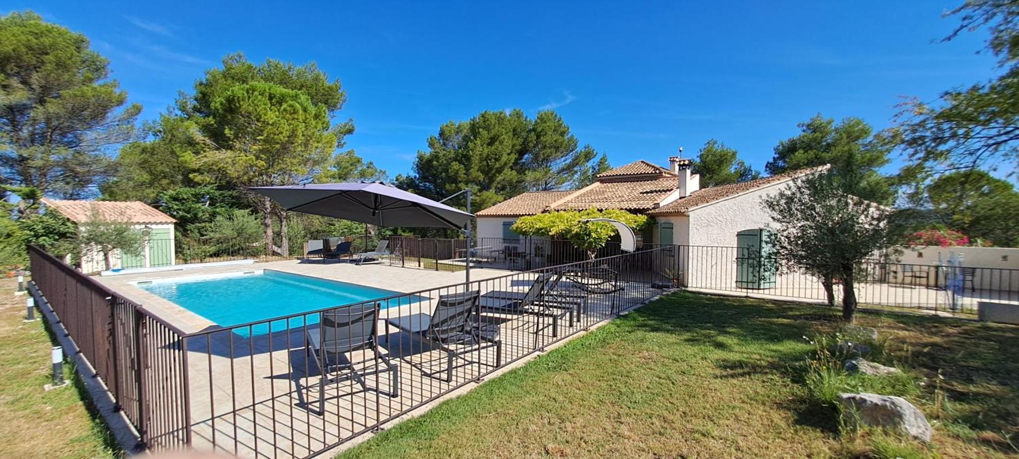 La Ribasse En Provence Apartment Venelles Phòng bức ảnh
